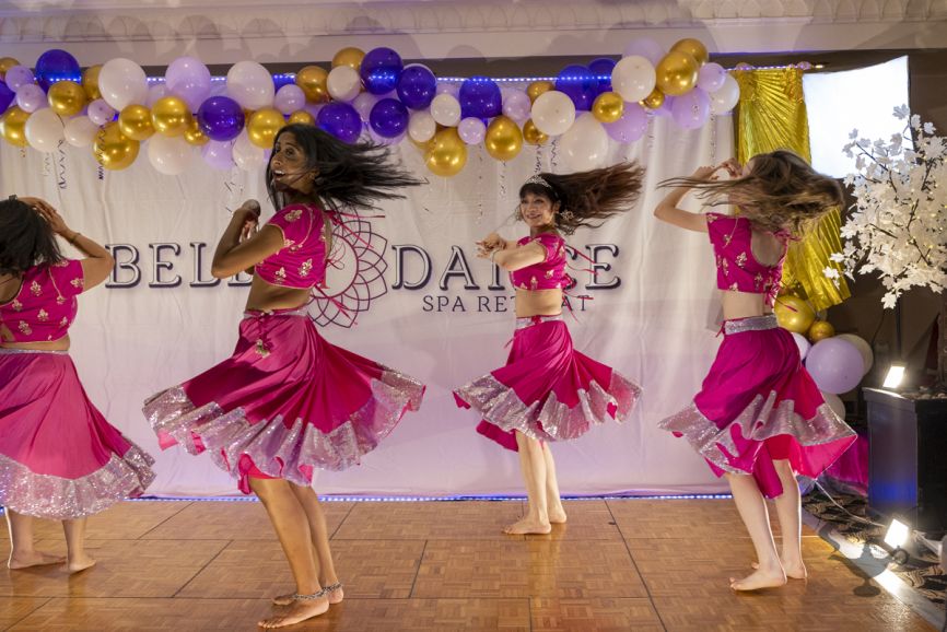 Bollywood indian dance